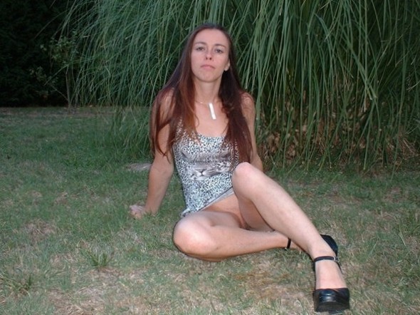 Public Nude- College Girl Outdoors