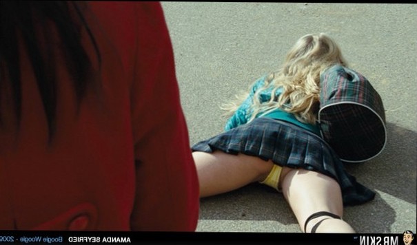 Schoolgirl panties shot of Amanda Seyfried